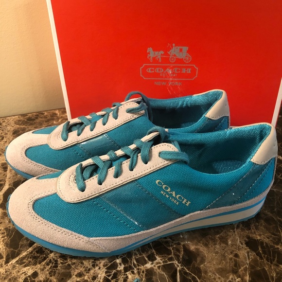 COACH SHOES - Picture 1 of 3
